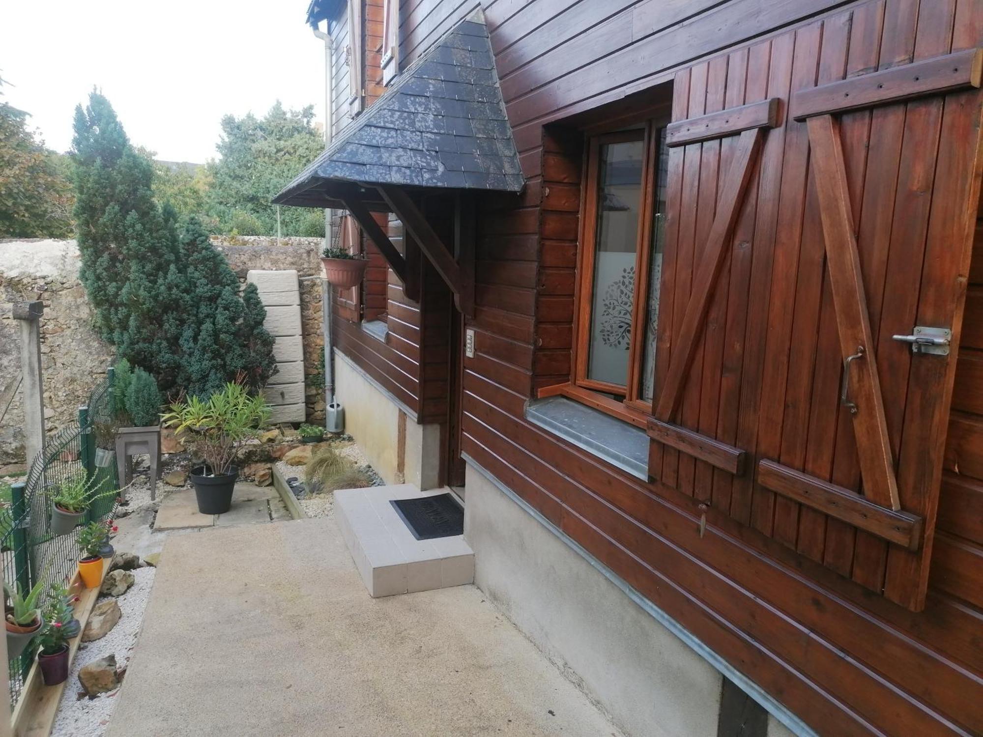 Le Petit Chalet -Appartement Proche De La Vieille Ville , Du Centre Ville Et Du Tram- Petit Dejeuner Offert Le Mans Kültér fotó