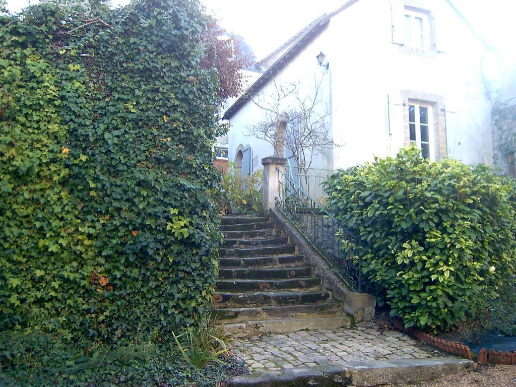 Le Petit Chalet -Appartement Proche De La Vieille Ville , Du Centre Ville Et Du Tram- Petit Dejeuner Offert Le Mans Szoba fotó