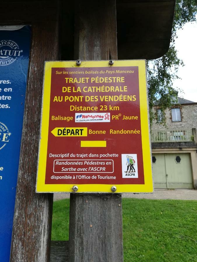 Le Petit Chalet -Appartement Proche De La Vieille Ville , Du Centre Ville Et Du Tram- Petit Dejeuner Offert Le Mans Kültér fotó